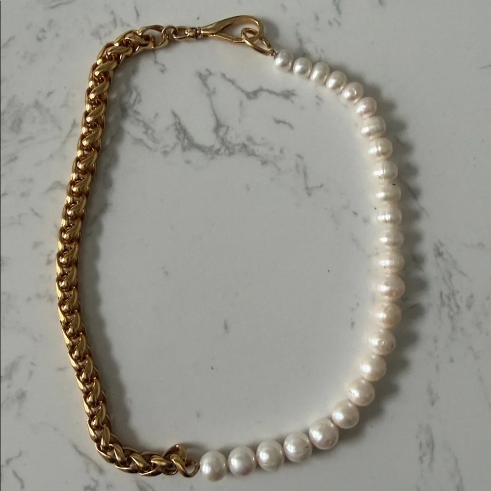 Martha Calvo Aweigh Gold-plated Pearl Necklace - Picture 5 of 5